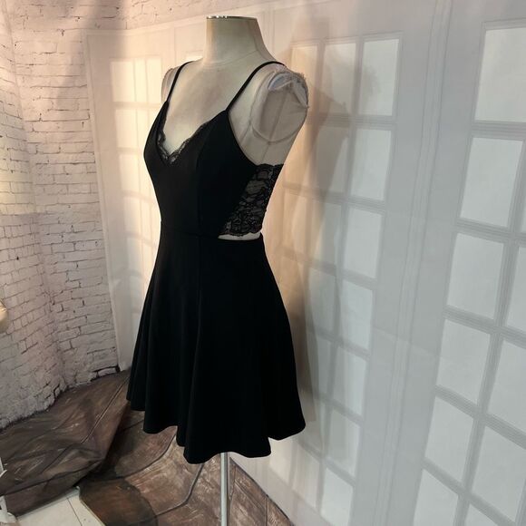 Lush Lulus Black Perfect Evening Lace Skater Mini Dress Small NWT - Picture 6 of 11